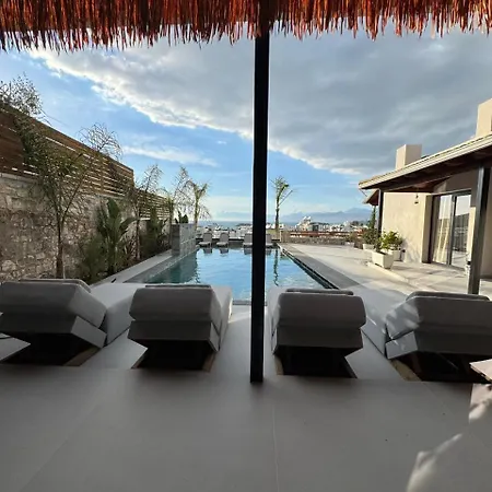 Luxury Oasis *