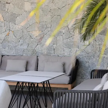 Luxury Oasis ヴィラ クサミル