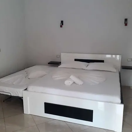Apartment Taulanti Ksamil